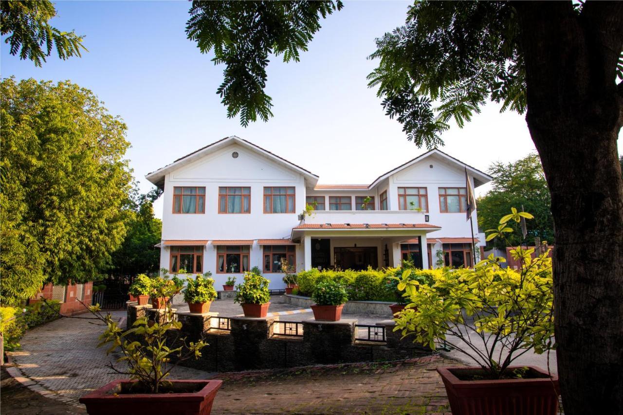 Amantra Shilpi Resort & Spa Udaipur Exterior photo