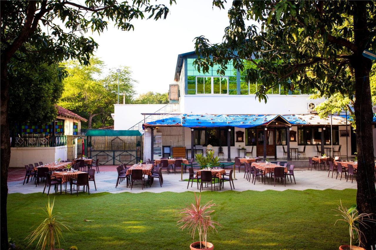 Amantra Shilpi Resort & Spa Udaipur Exterior photo