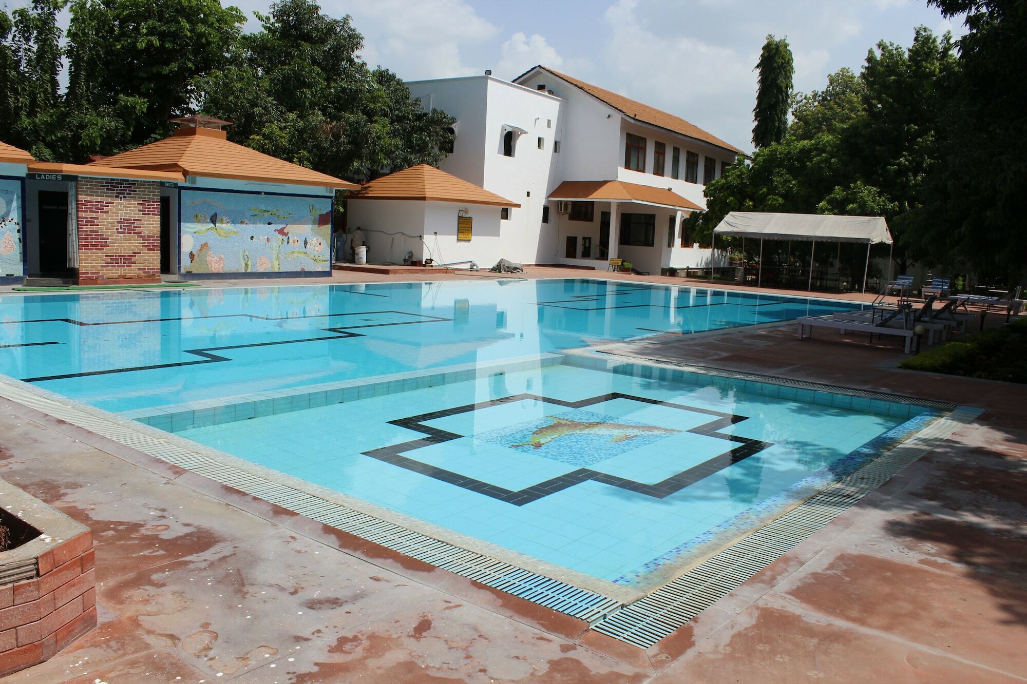 Amantra Shilpi Resort & Spa Udaipur Exterior photo